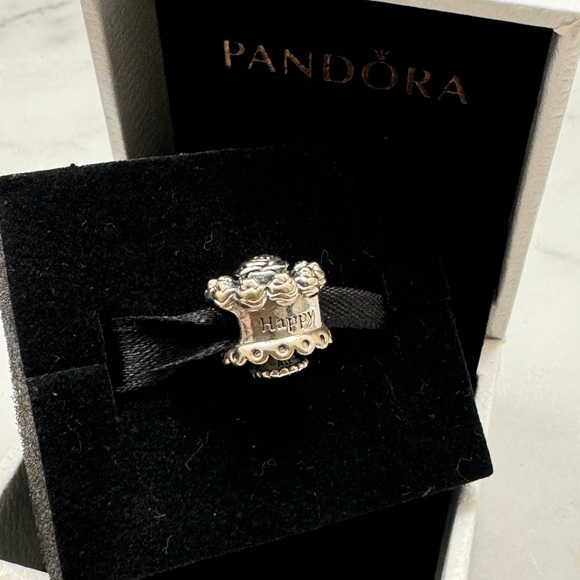 “New” Authentic Pandora Happy Birthday cake charm, sterling silver - Picture 5 of 8